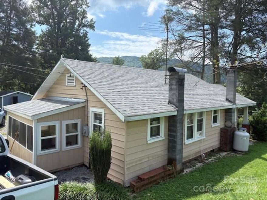 PRICE INCLUDES EVERYTHING! FULLY FURNISHED! 

Rustic Home with Mountain Views in Happy Valley!

Tucked away in the serene Happy Valley of western North Carolina, this charming rustic home welcomes you with breathtaking mountain views right from the front porch, perfect for relaxing mornings or evenings. Located just off Highway 268 near Happy Valley Filling Station and Happy Valley Medical Center, this 2-bedroom, 1-bath country home offers peaceful living with stunning mountain views. 

This cottage style home and spacious yard provides plenty of room for children and pets, and the property also includes a 12 x 16 storage building for added convenience. Home is being sold as-is, offering an excellent opportunity to create your ideal mountain retreat!