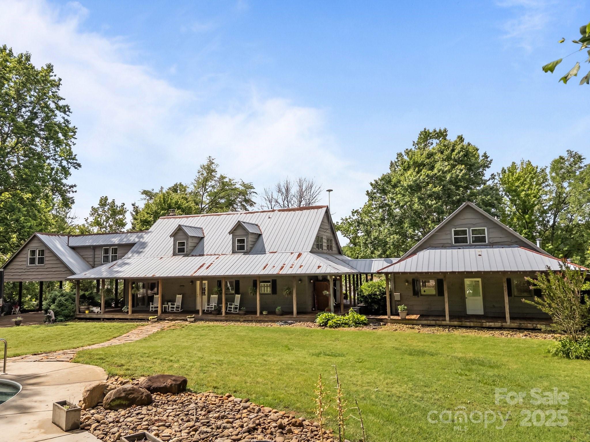 1433 Kern Carlton Road
