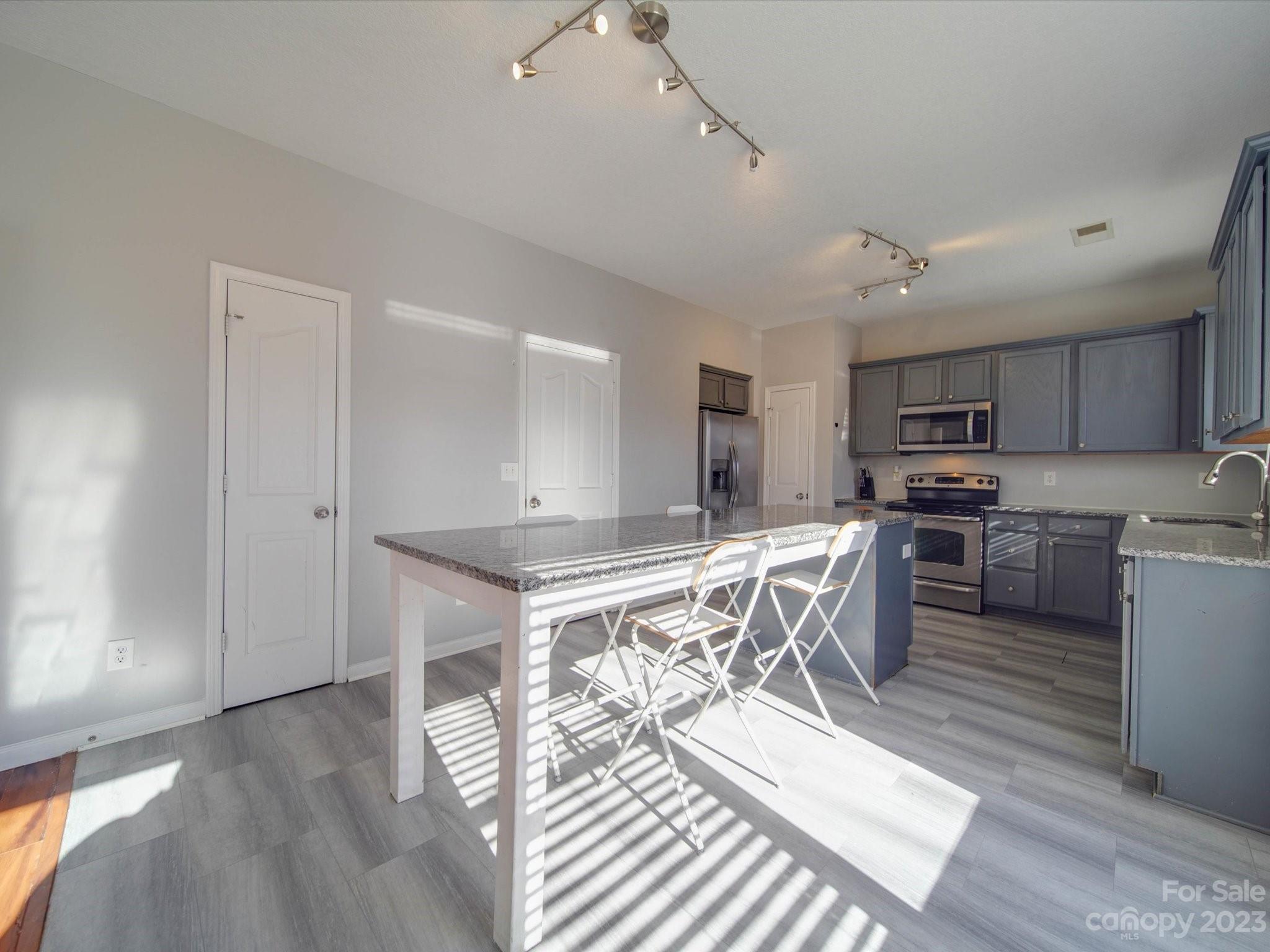 Kingstree - Residential