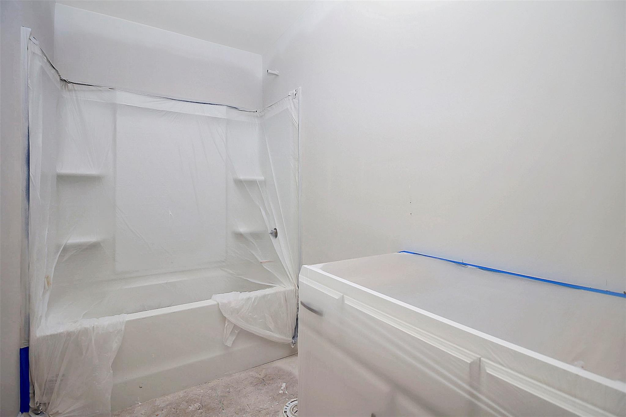 Falcon Crest - Residential