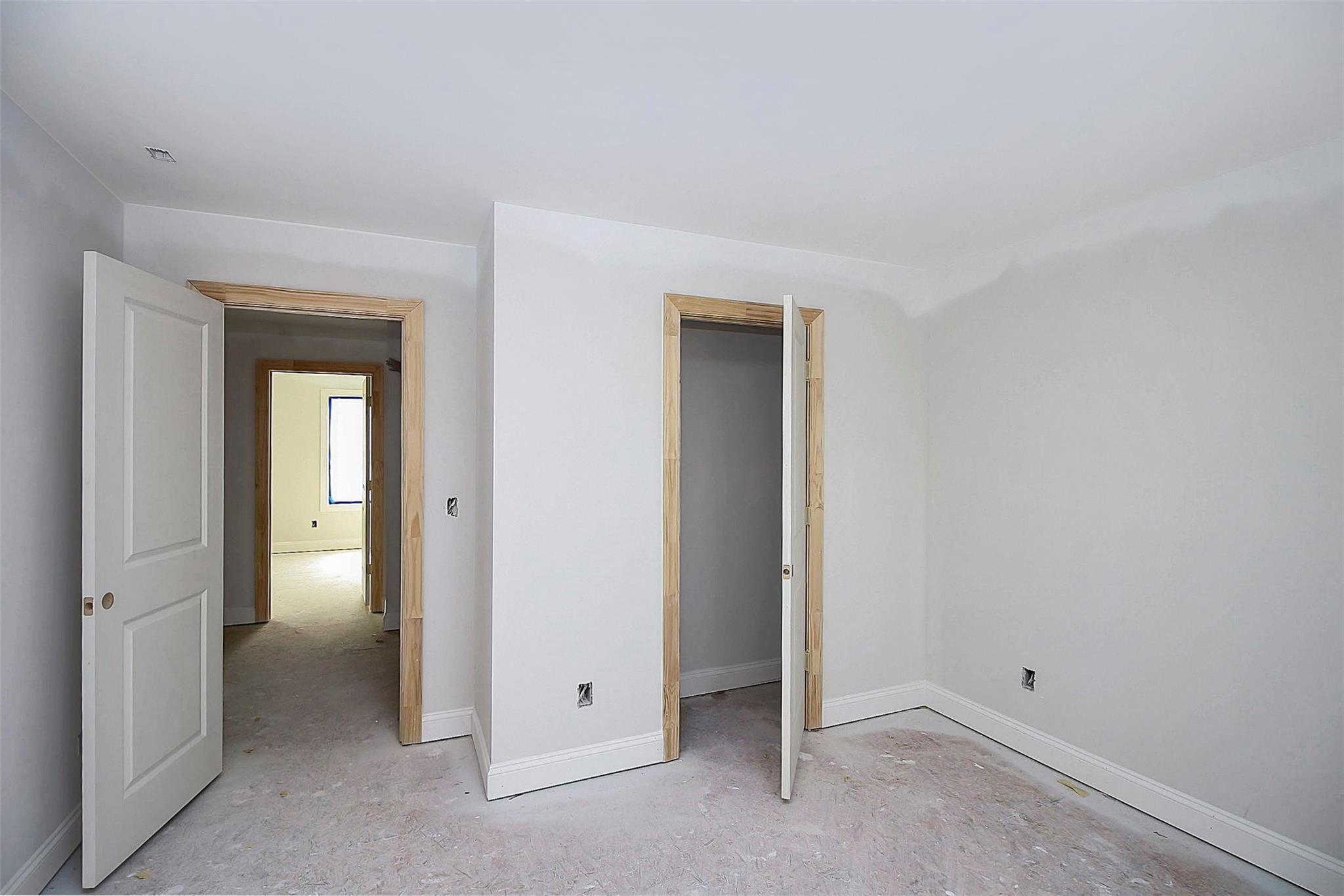 Falcon Crest - Residential