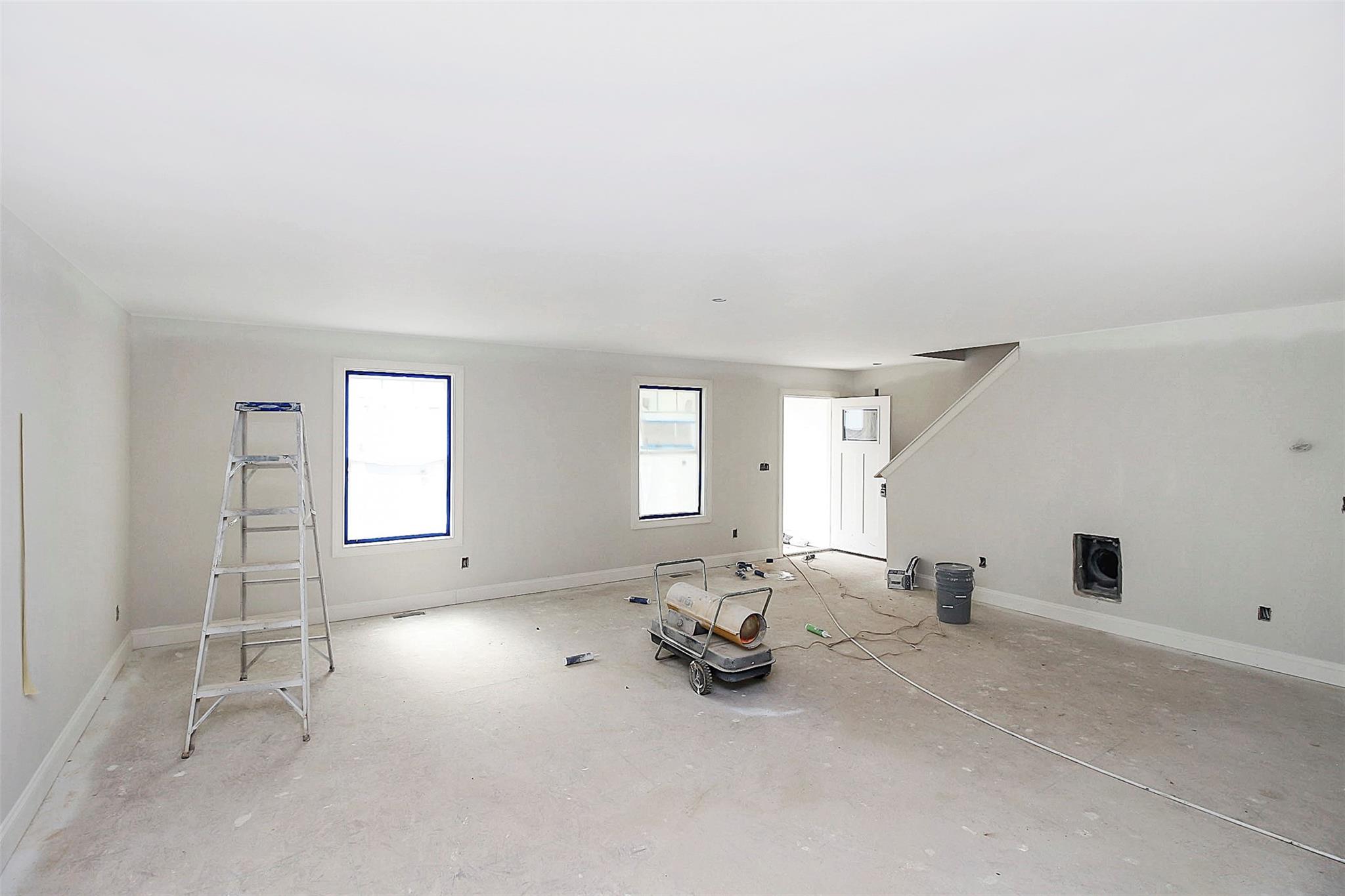 Falcon Crest - Residential