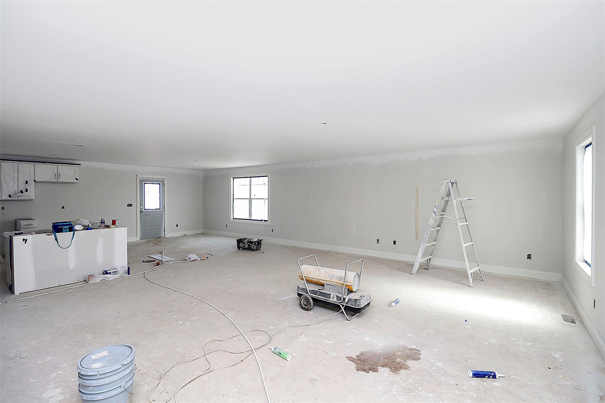 Falcon Crest - Residential