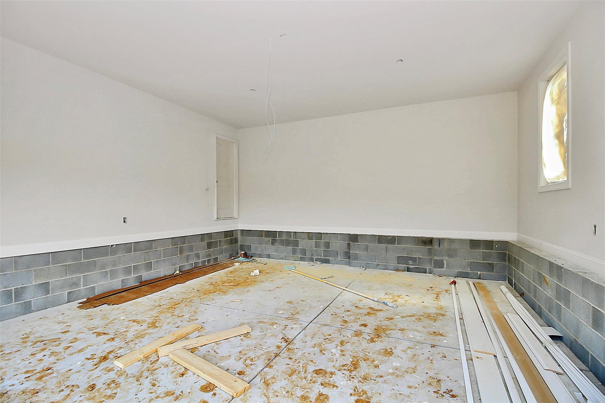 Falcon Crest - Residential