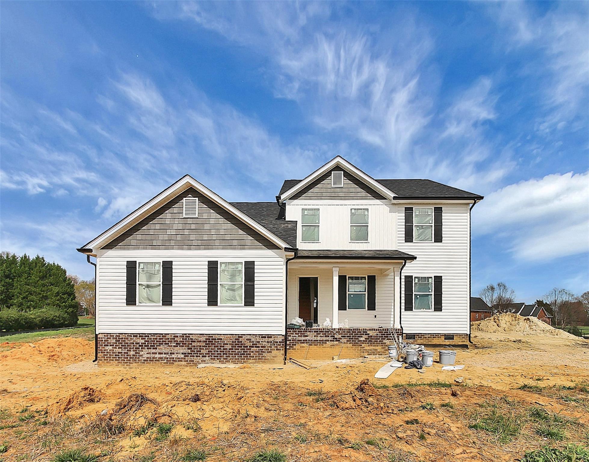 Falcon Crest - Residential