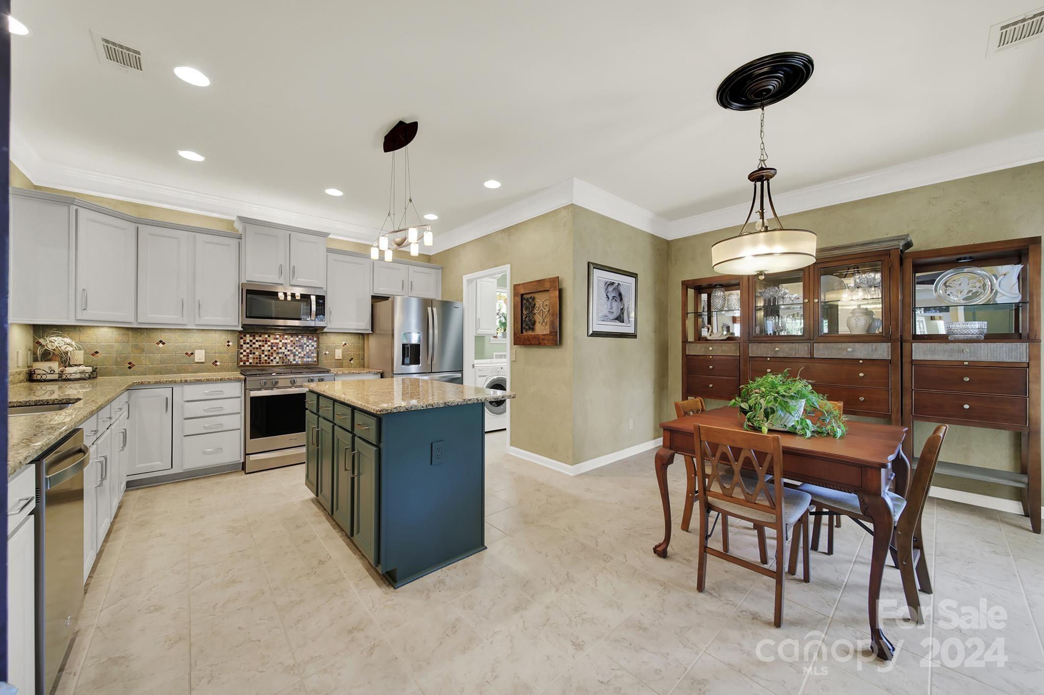 Sun City Carolina Lakes - Residential