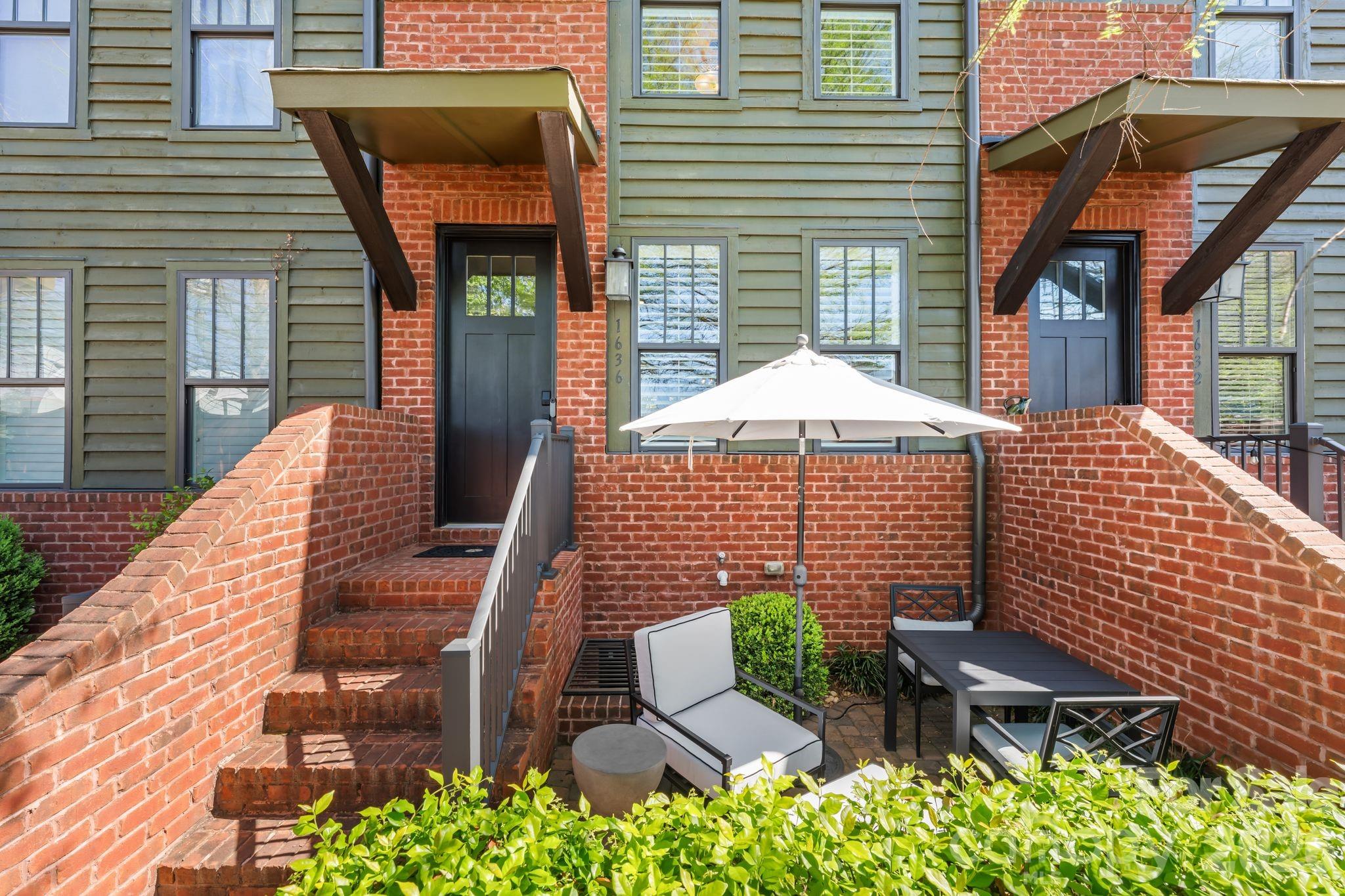 Dilworth Towns - Residential