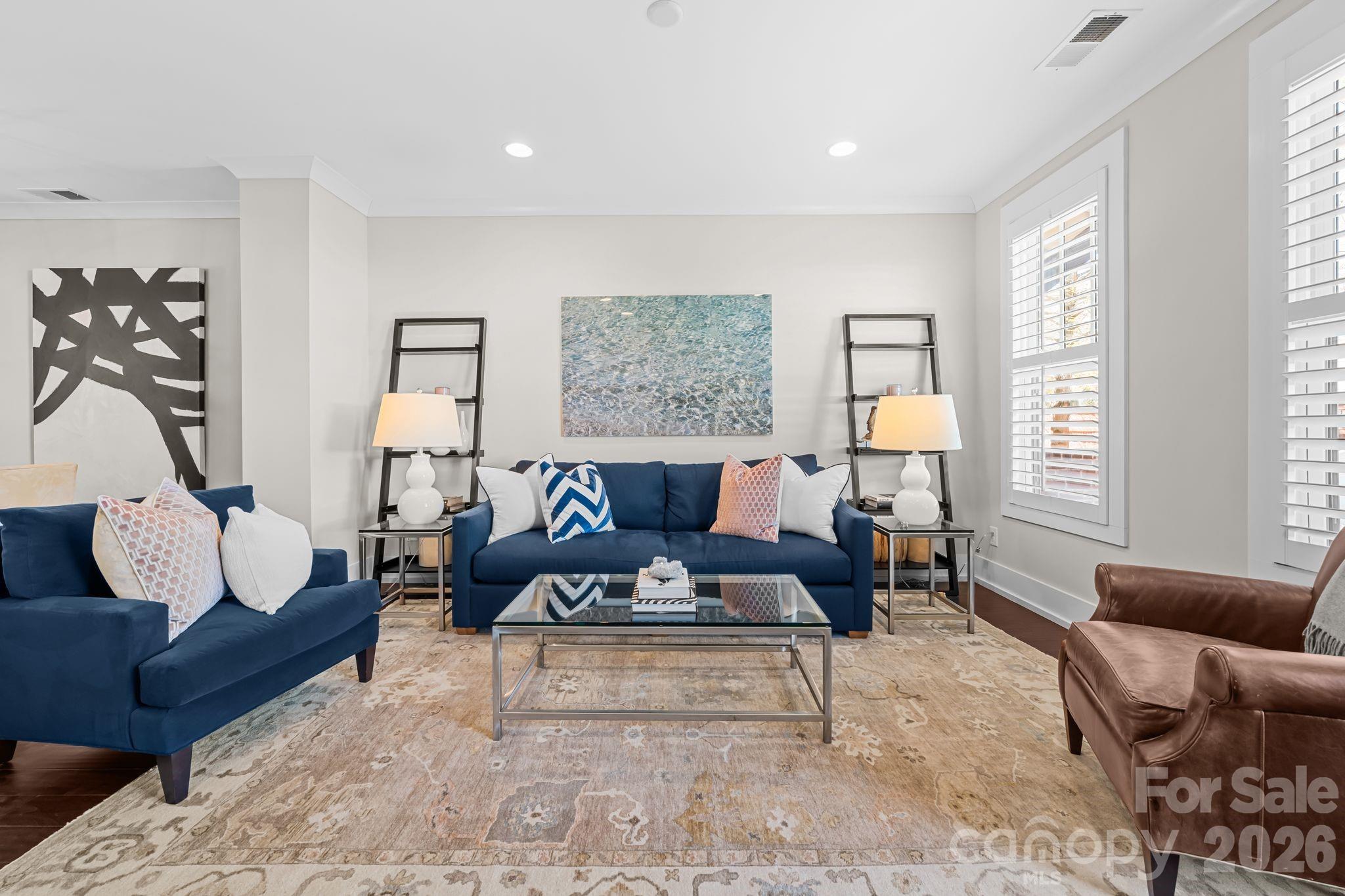 1636 Kenilworth Avenue