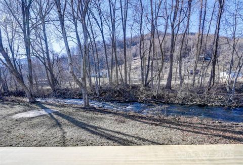 A home in Waynesville