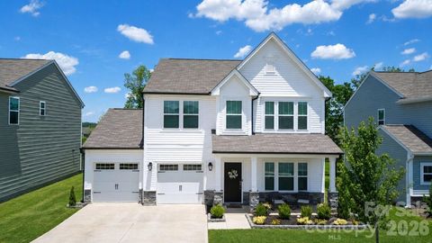 Photo of 229 Batten Ridge Drive, Statesville, NC 28677 (MLS # 4397055)