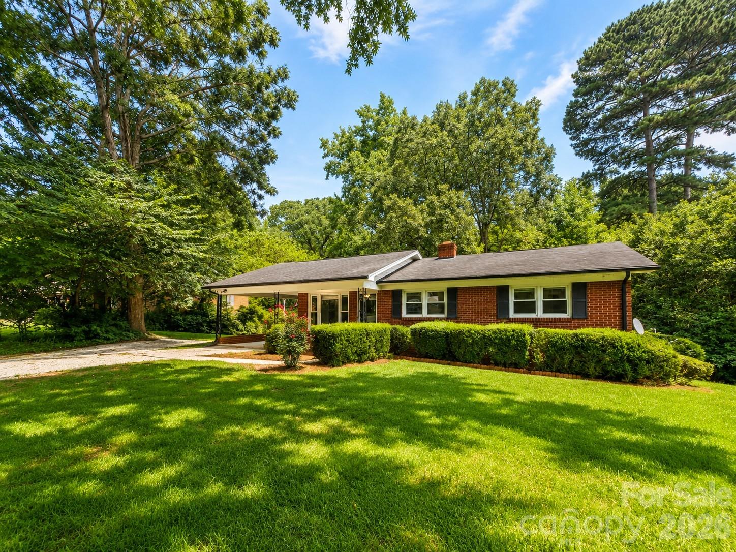 109 Holly Drive