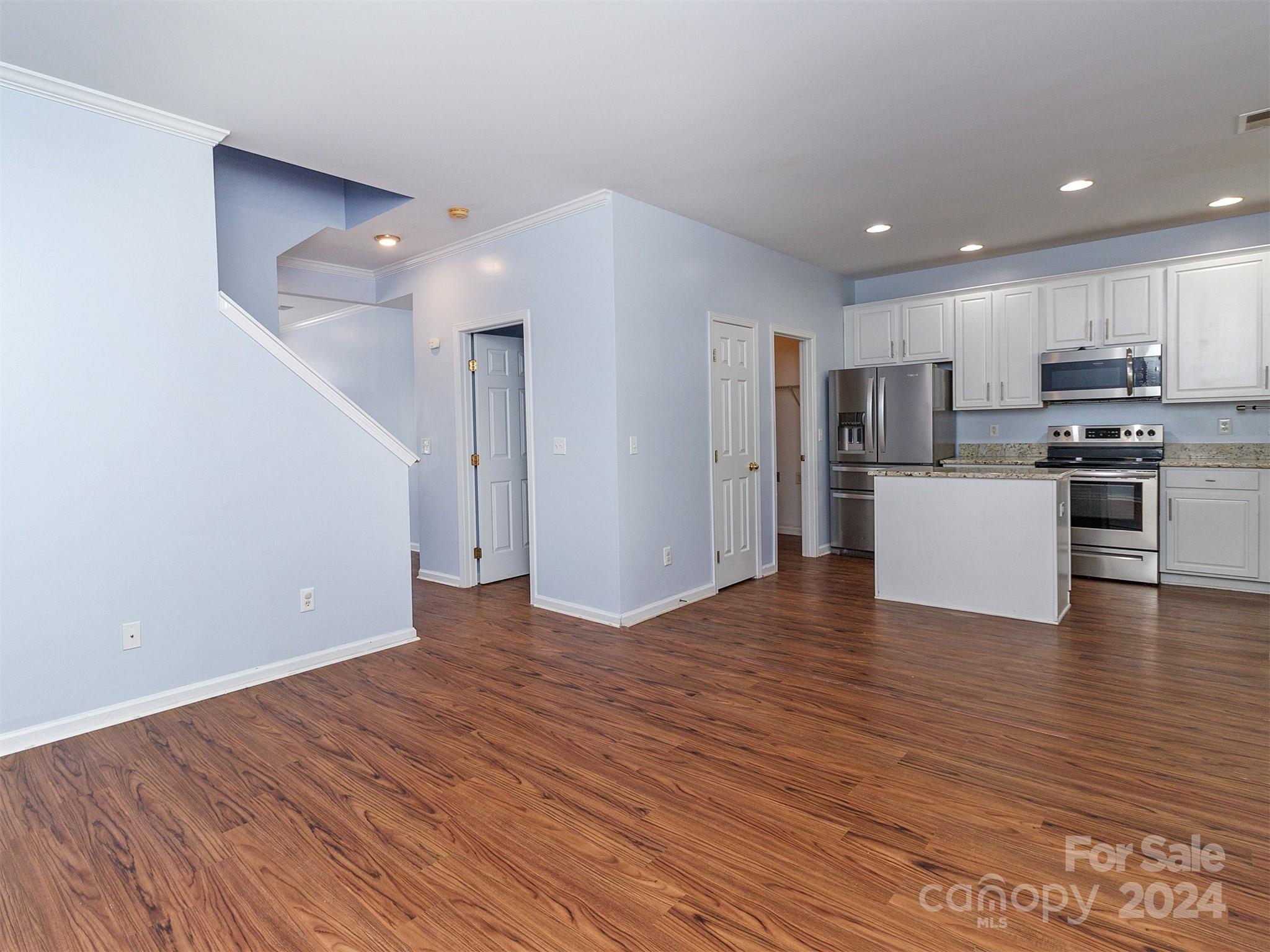 Robinwood Village - Residential