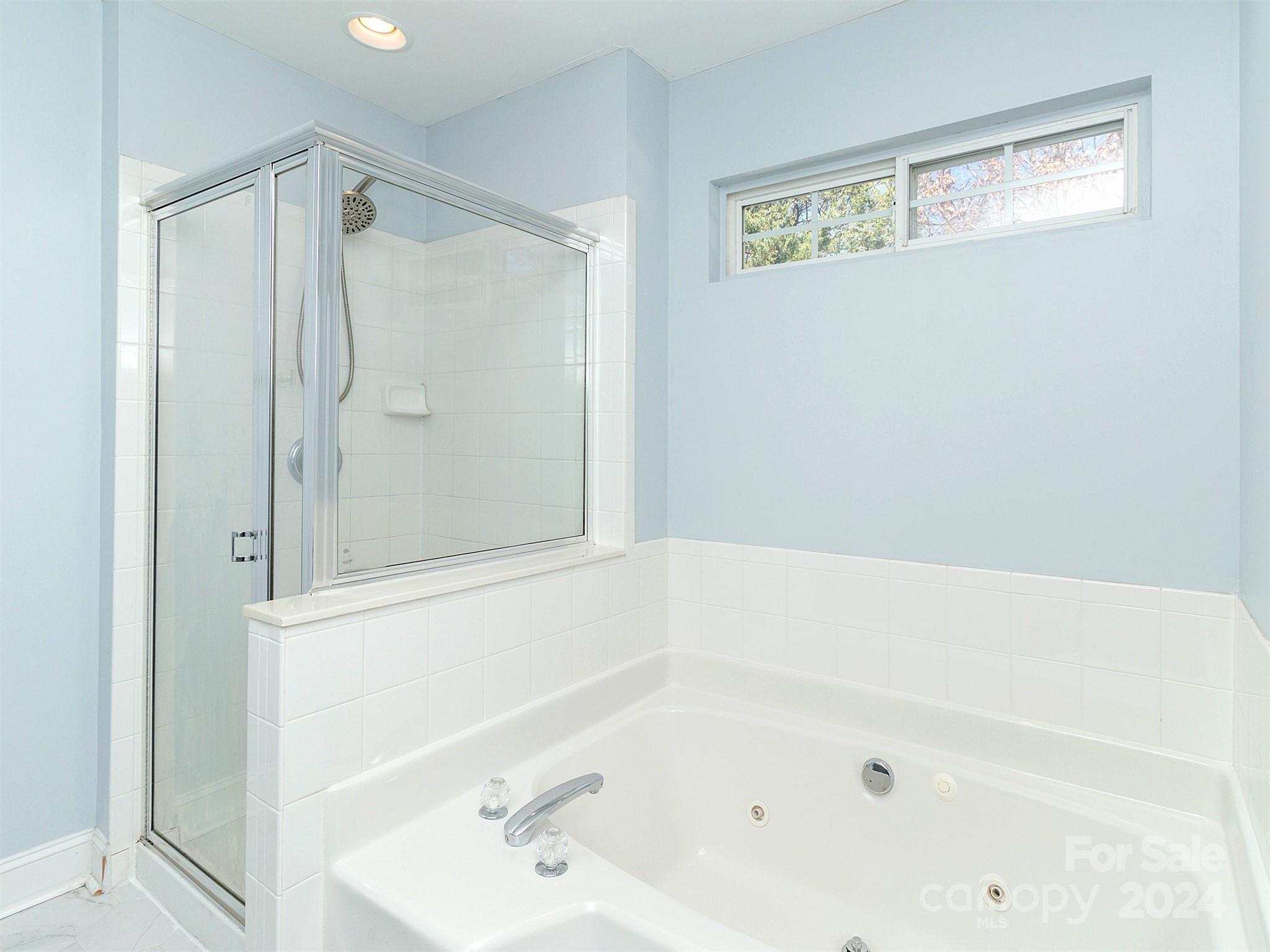 Robinwood Village - Residential