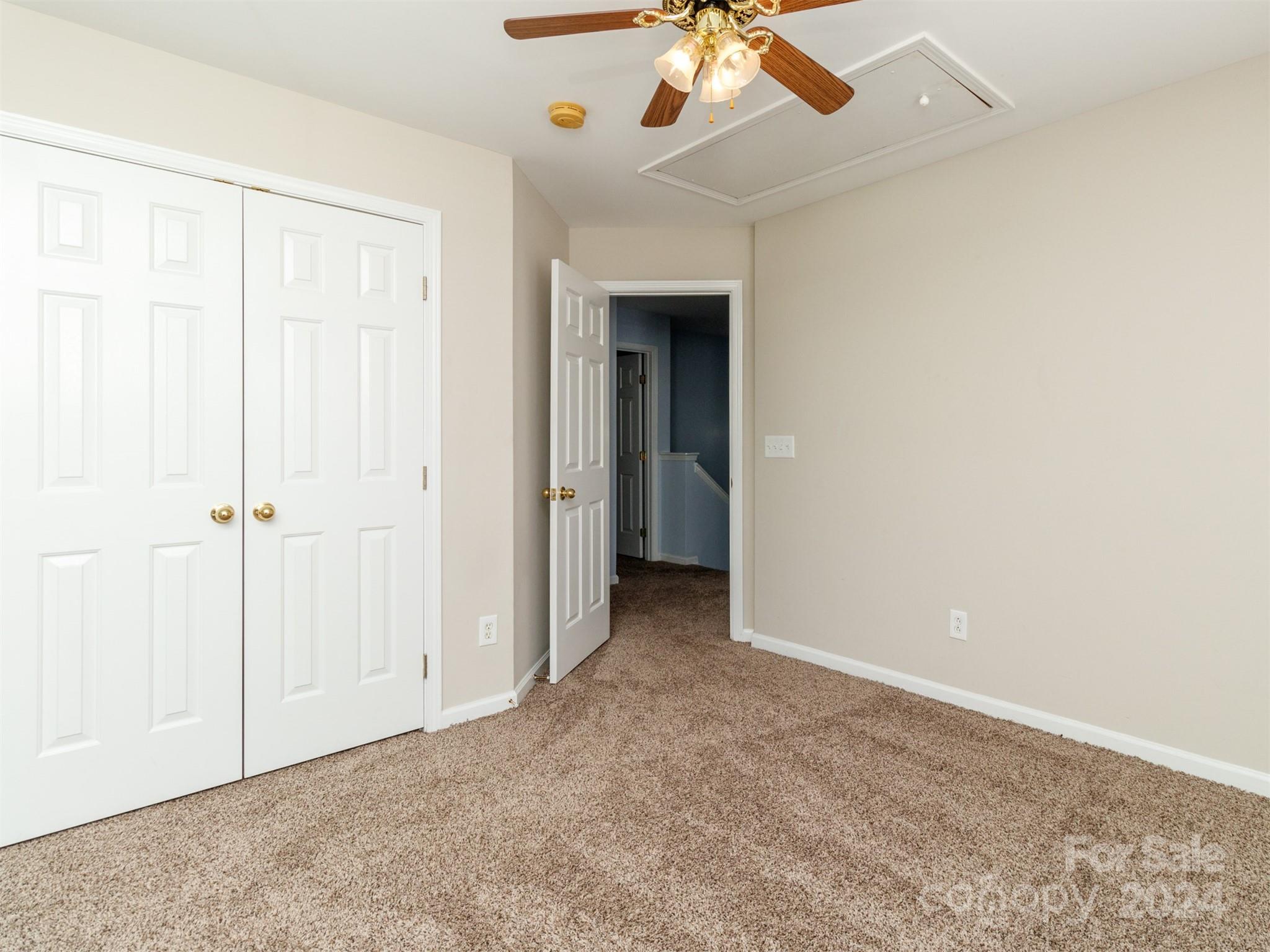 Robinwood Village - Residential