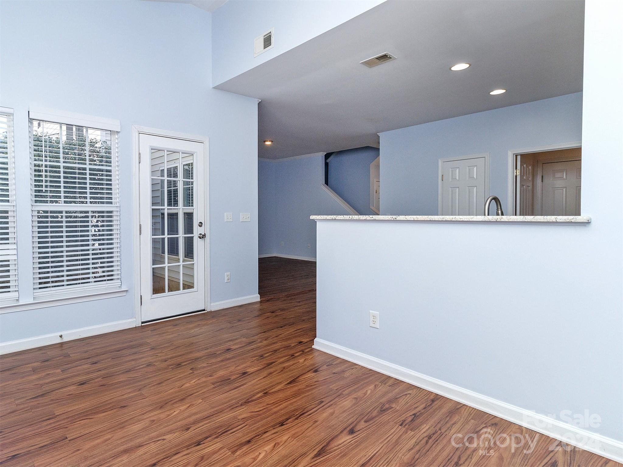 Robinwood Village - Residential