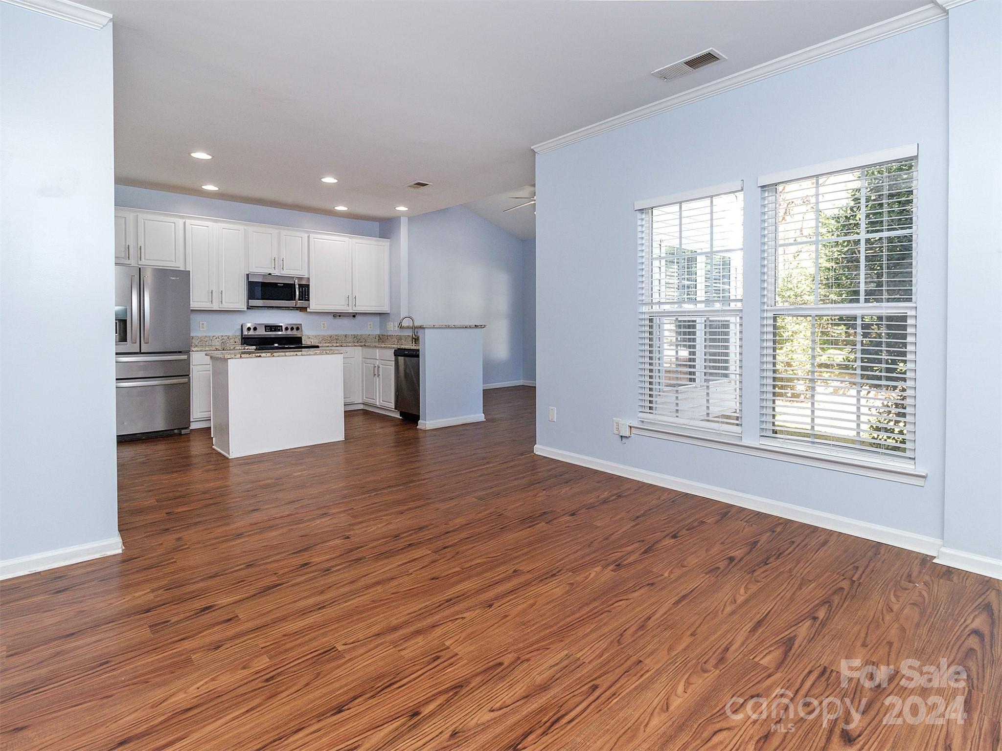 Robinwood Village - Residential