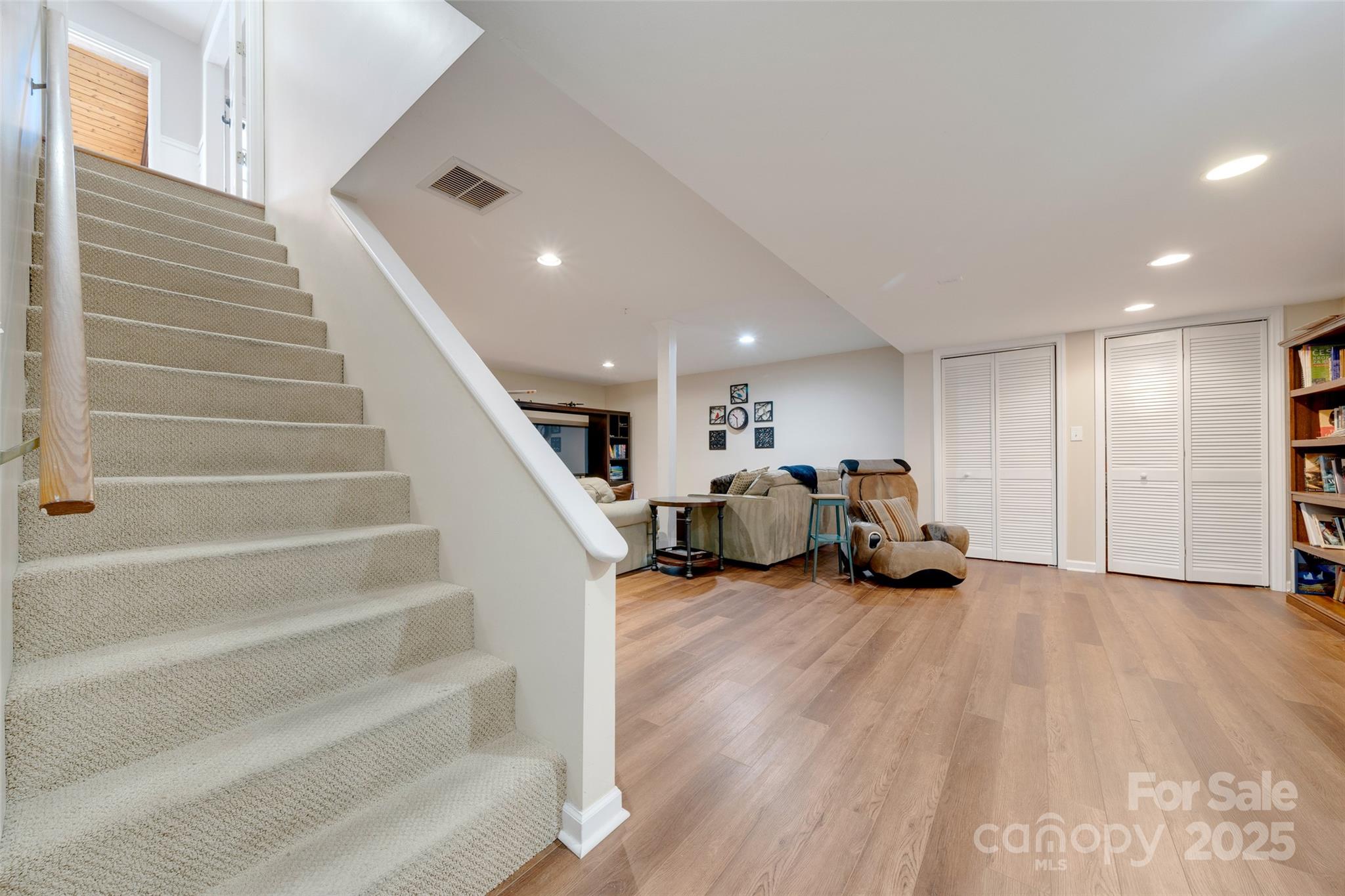 Glen Cove - Residential