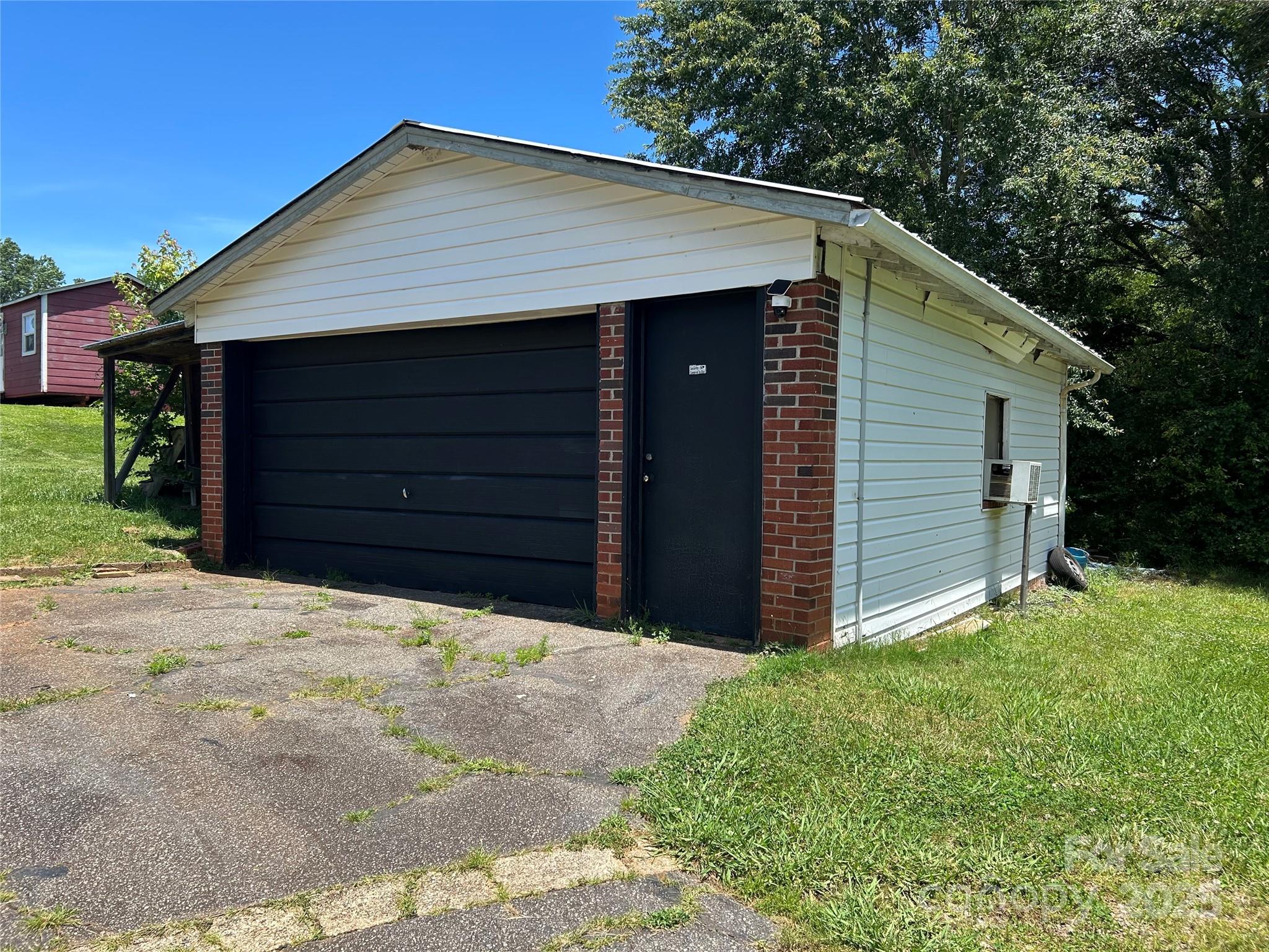 1349 US 221 Highway S