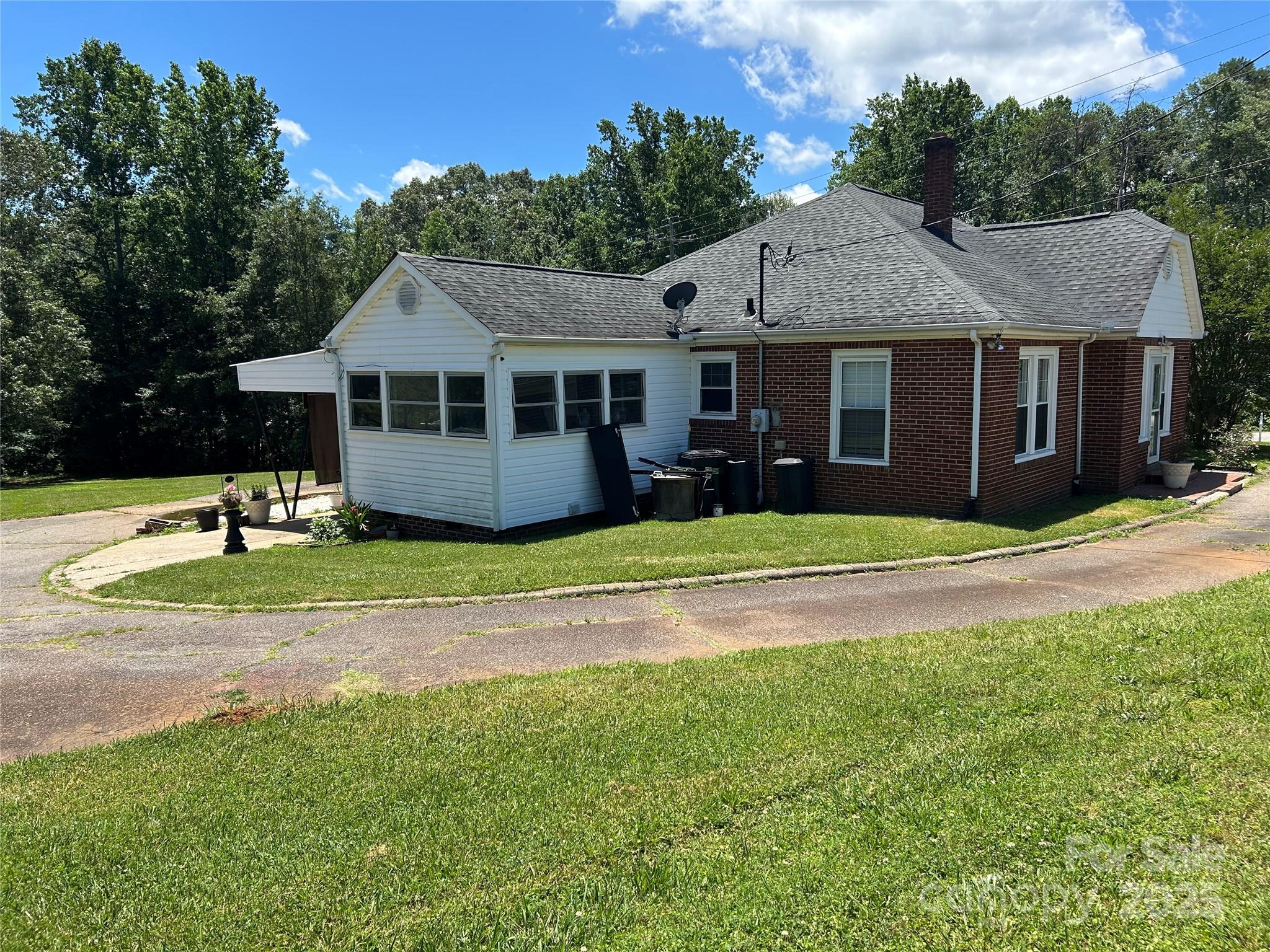 1349 US 221 Highway S