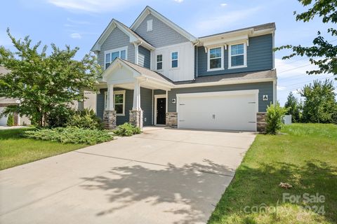 A home in Huntersville