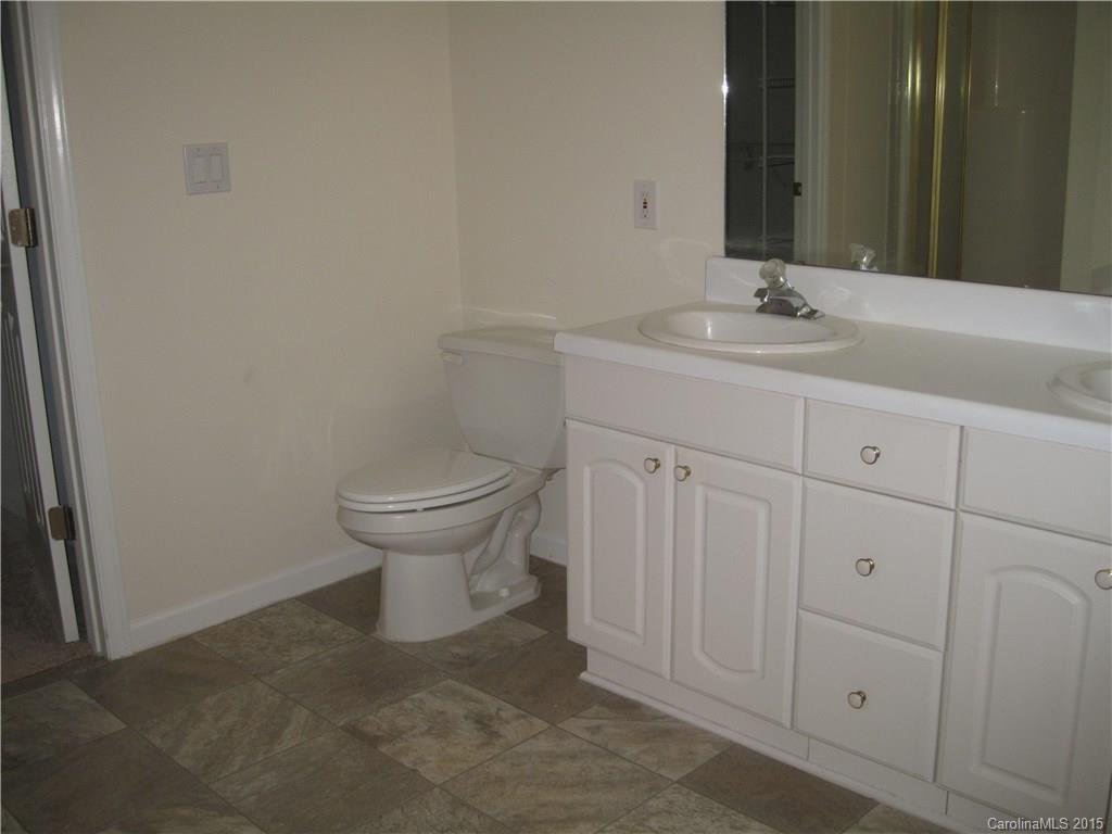 Ole Eastpointe - Residential