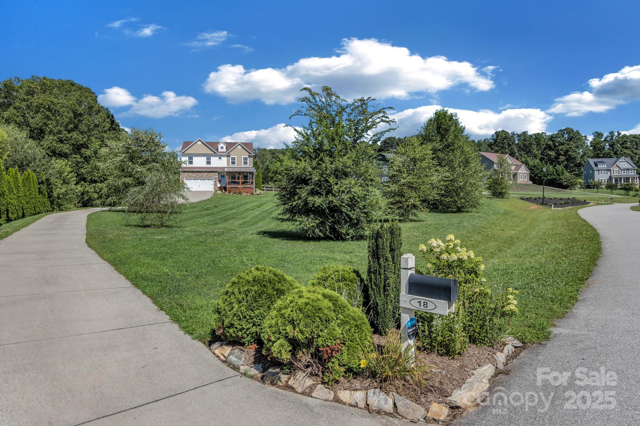 18 Glen Coe Drive