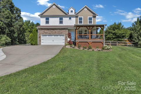 18 Glen Coe Drive Fletcher NC 28732