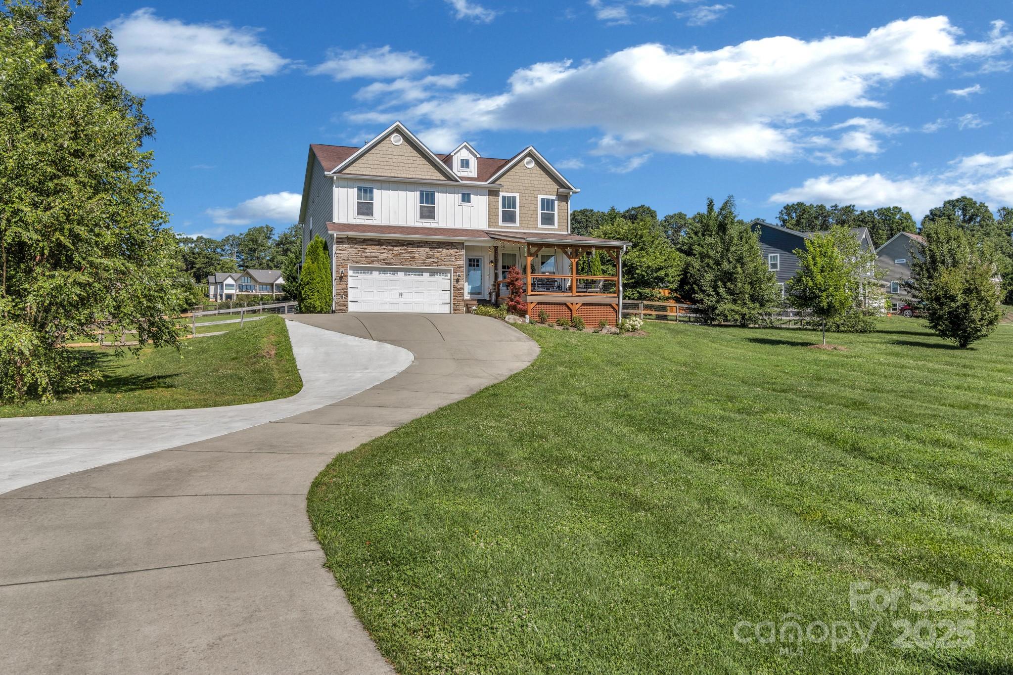 18 Glen Coe Drive