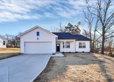 4119 Pebblebrook Circle SW Concord NC 28027