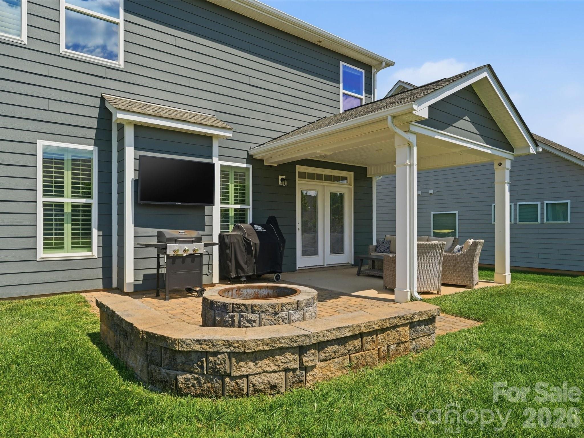 Kellswater Bridge - Residential