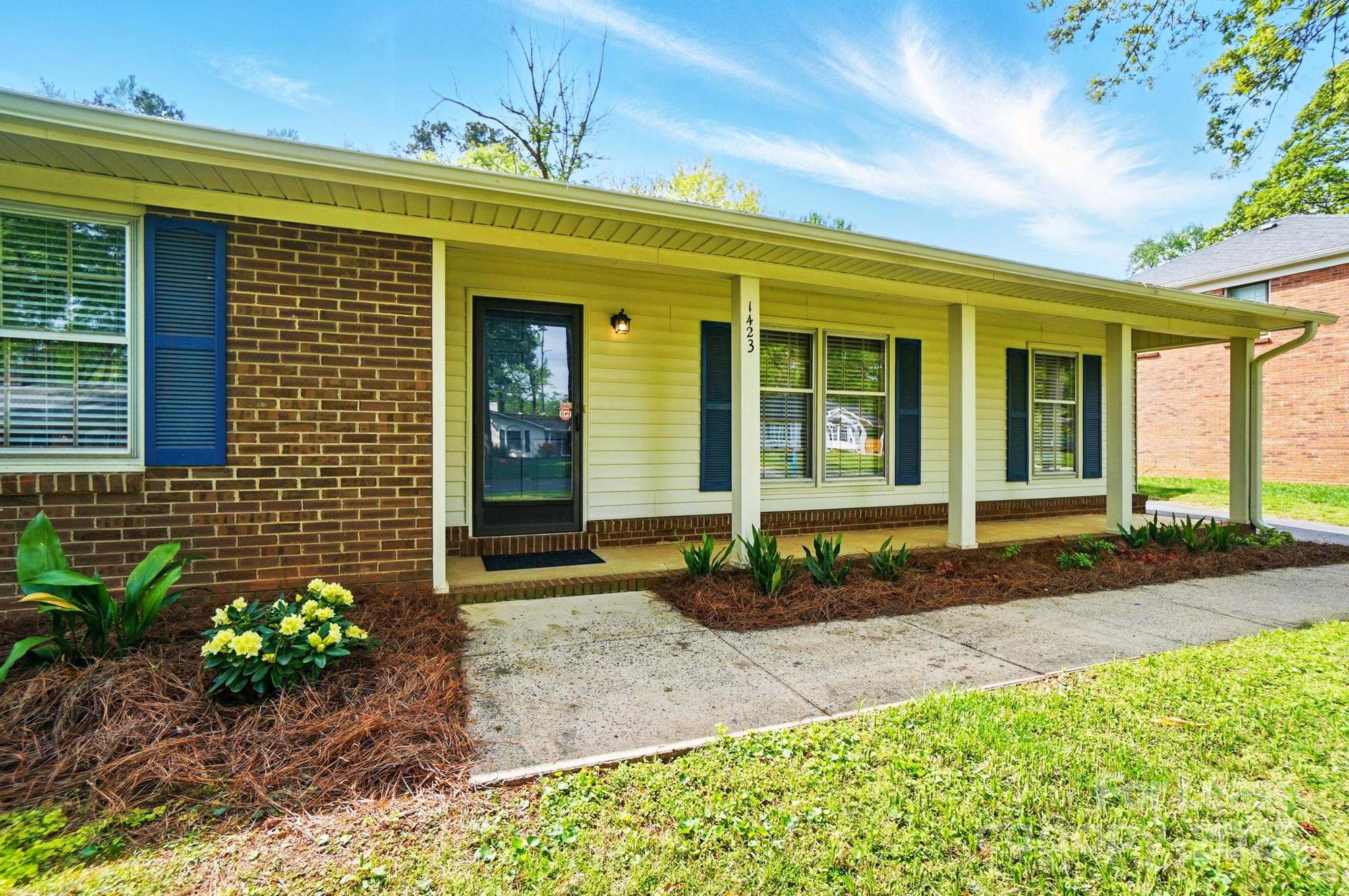 East Forest - Residential Lease