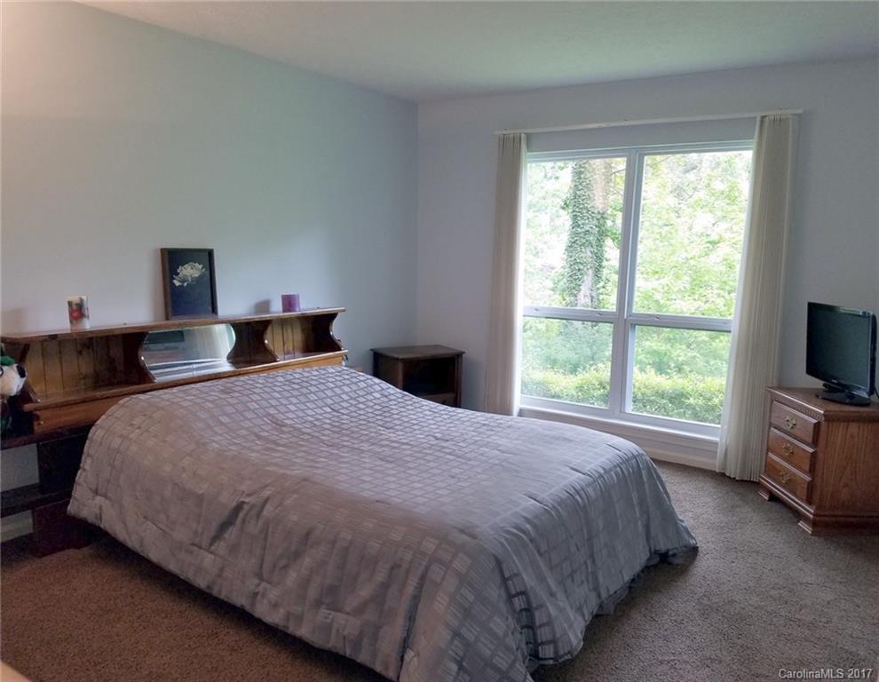 Fifth Avenue Condos - Residential