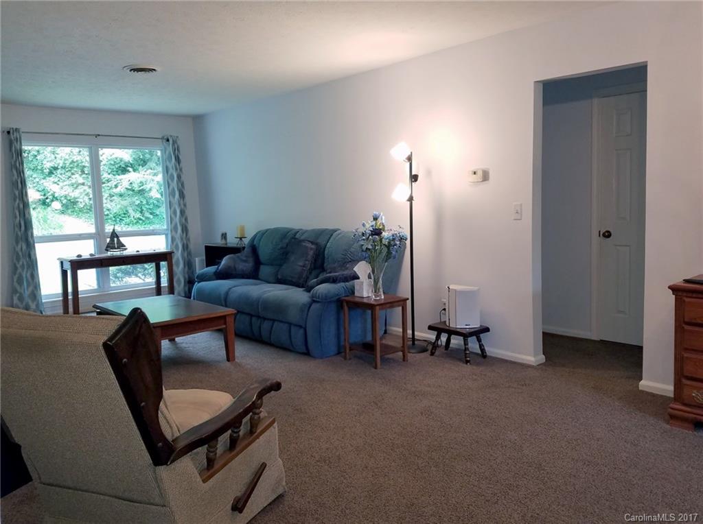 Fifth Avenue Condos - Residential