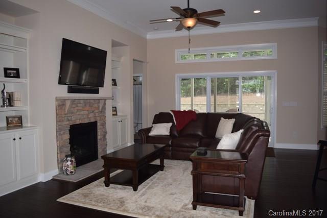 Lake Ridge - Residential