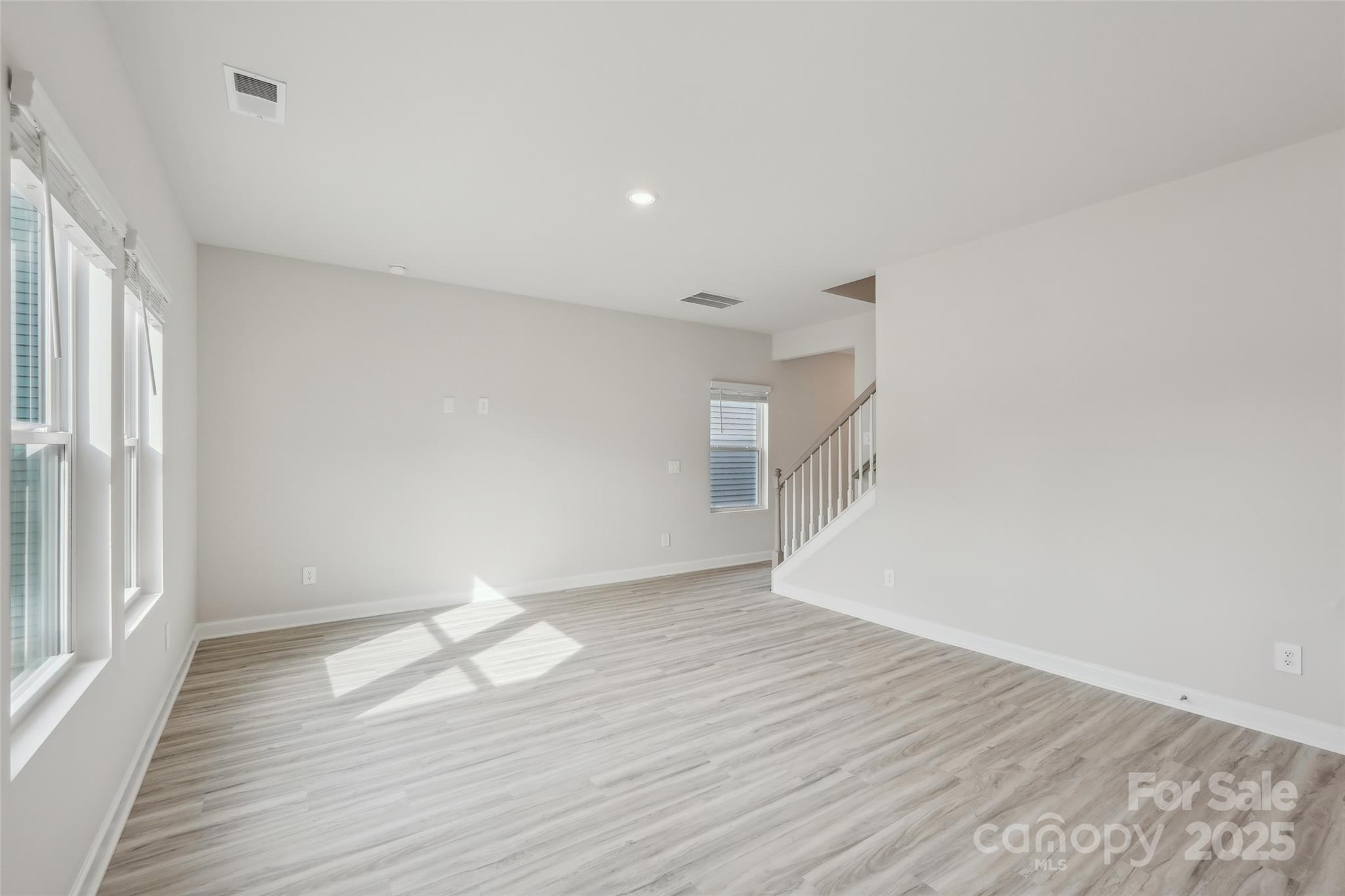 306 Alden Court