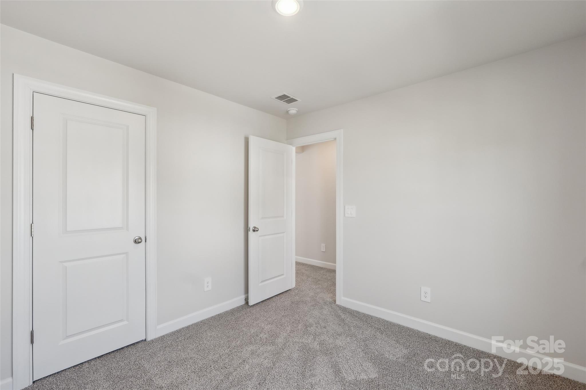 Seattle Crossing - Residential