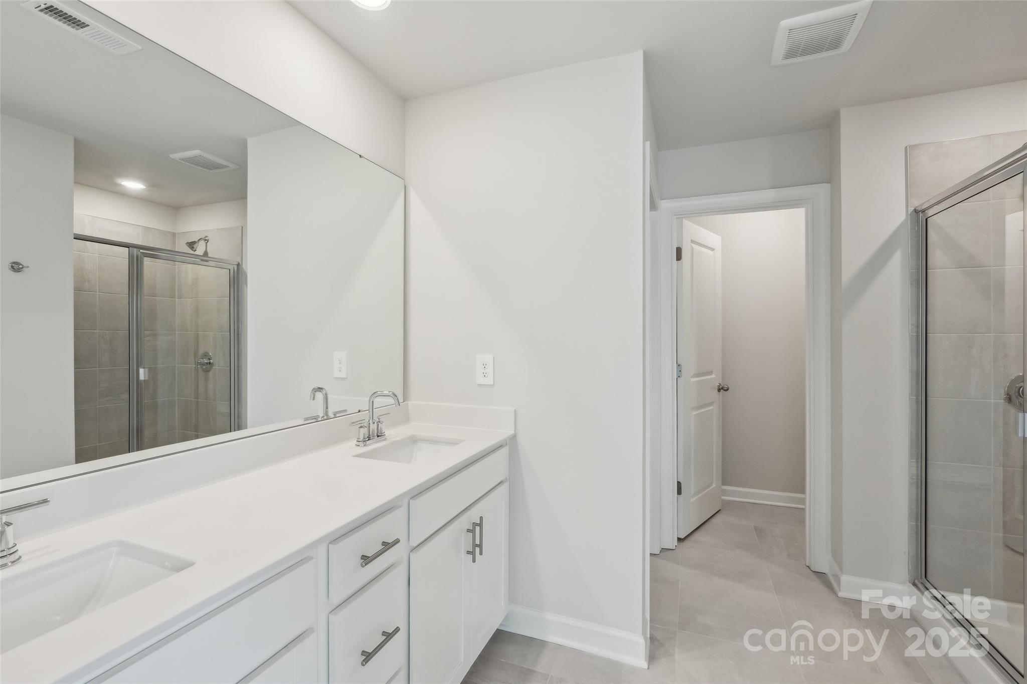 Seattle Crossing - Residential