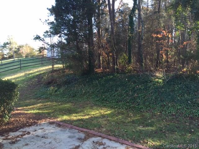 Wiltshire Manor - Residential Lease