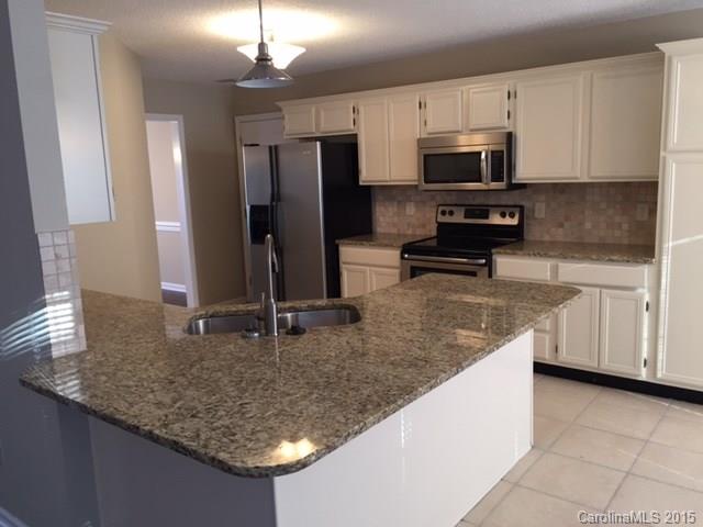 Wiltshire Manor - Residential Lease