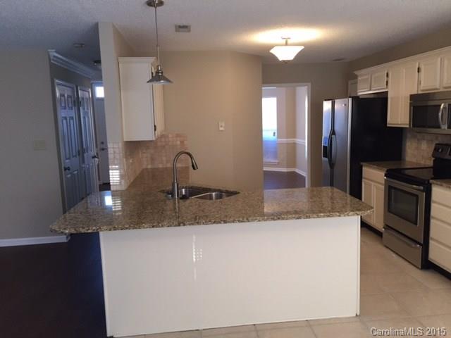 Wiltshire Manor - Residential Lease