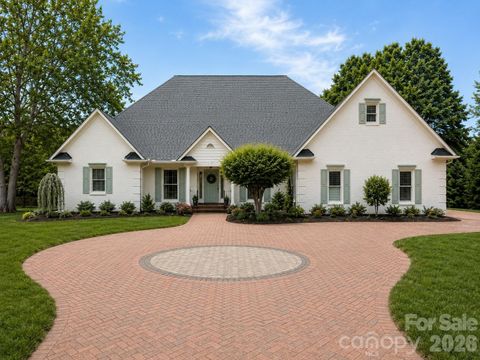 Photo of 1136 Concord Road, Davidson, NC 28036 (MLS # 4397831)