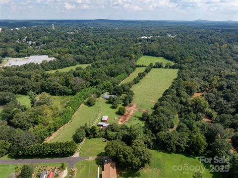 743 Lore Road Lincolnton NC 28092