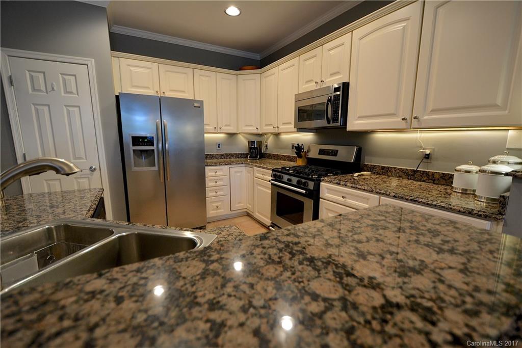 Harbor Point Village - Residential