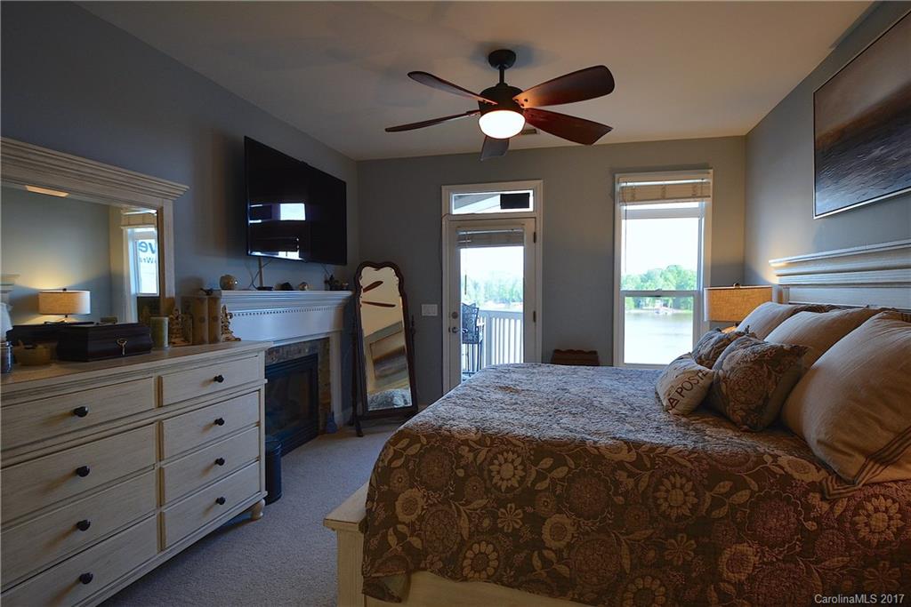 Harbor Point Village - Residential