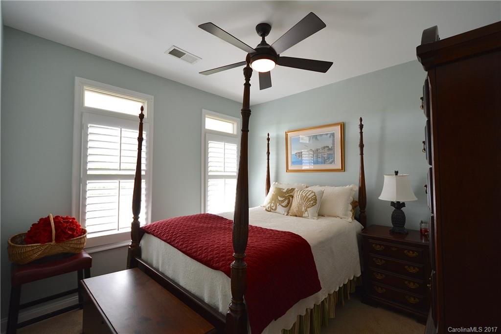 Harbor Point Village - Residential