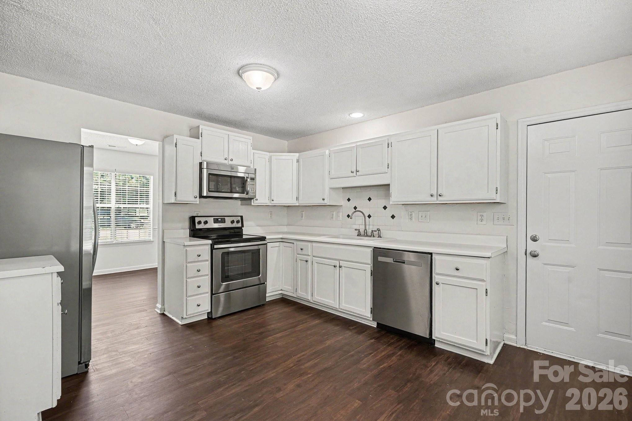12127 Landing Green Drive