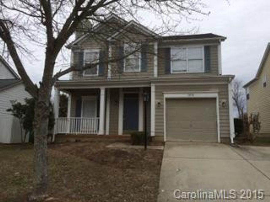 Back of the Market! Location! Location! New Paint & Carpet. 3 bedroom w/ garage on a cul-de-sac street. Welcoming front porch, Nice flowing floor plan w/family room opening to dining room & kitchen. Huge back yard! Kitchen has an island & granite countertops! Convenient to restaurants, shops, highways.  Popular Yorkshire subdivision in Steele Creek area, just off of South Tryon Street. Close to Rivergate Shopping.Amenities include: Pool, Tennis, Playground, Trails Park & Recreational Pavilion!