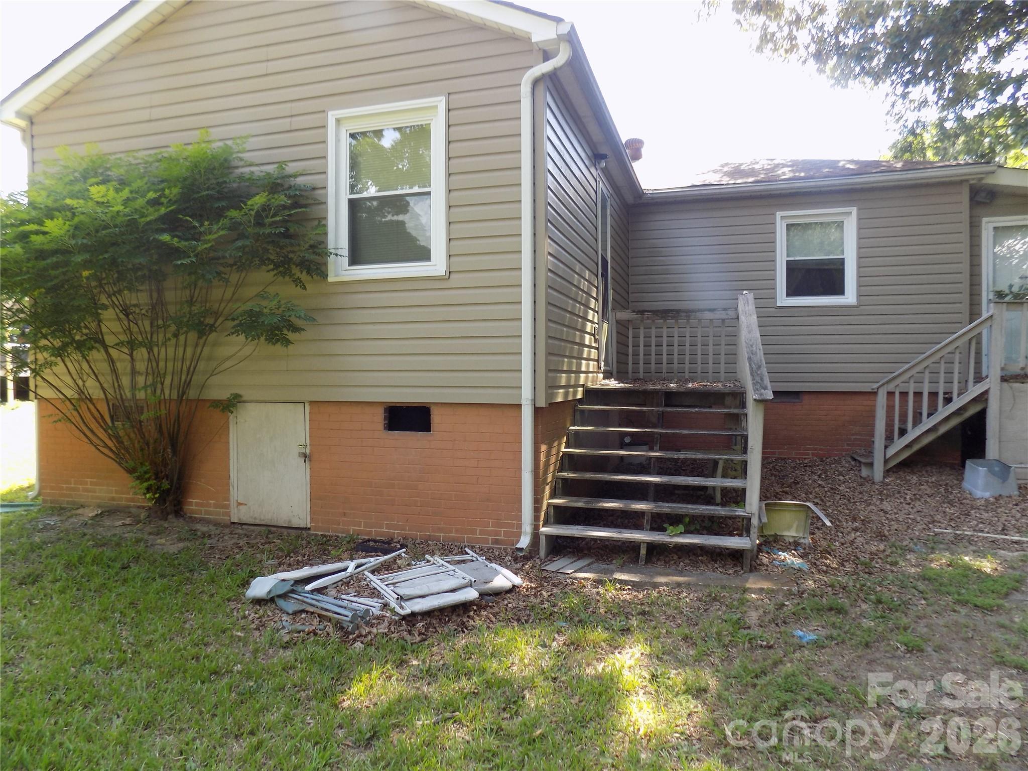 308 S Vine Street