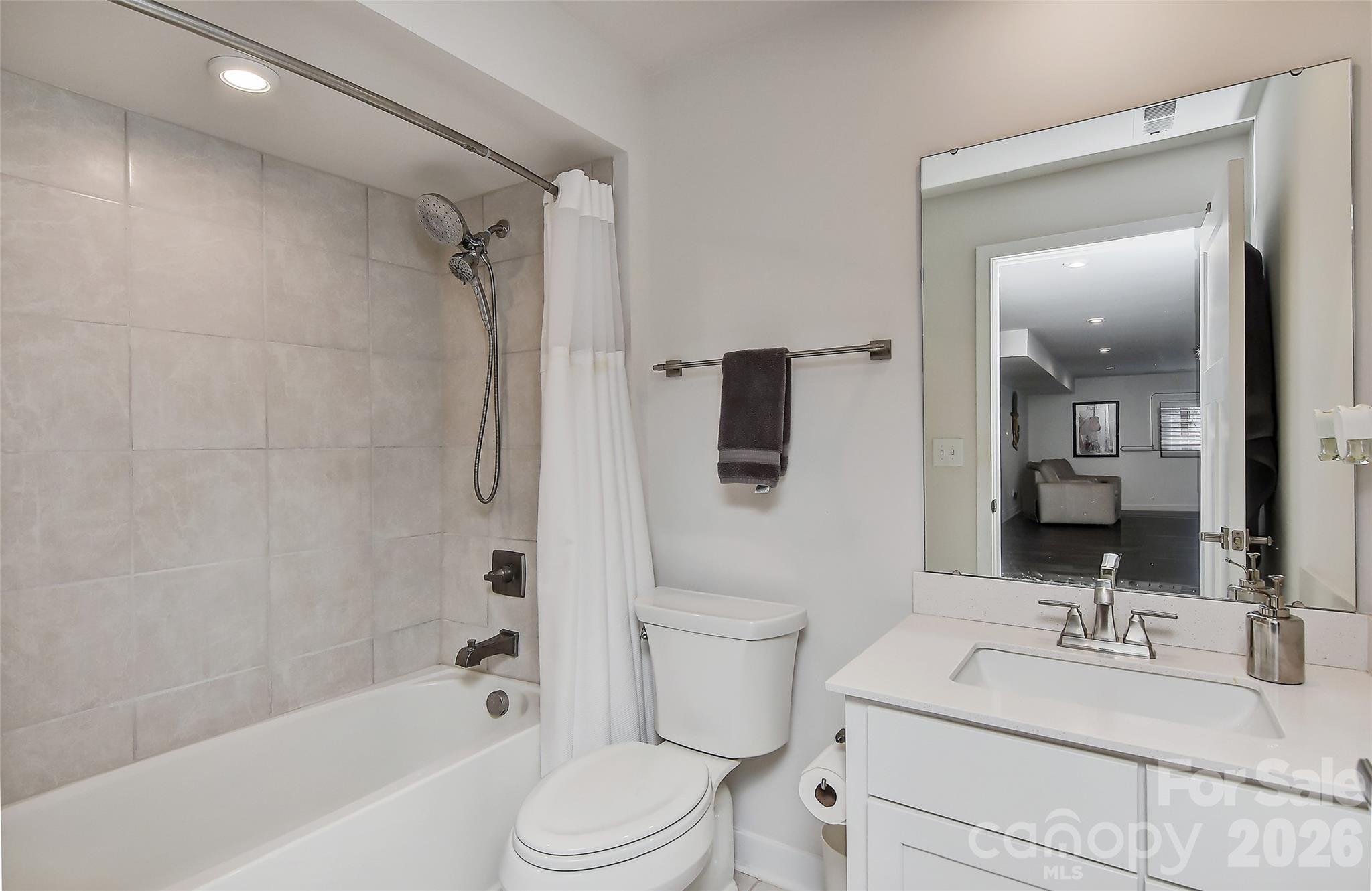 Waterfront at Langtree - Residential