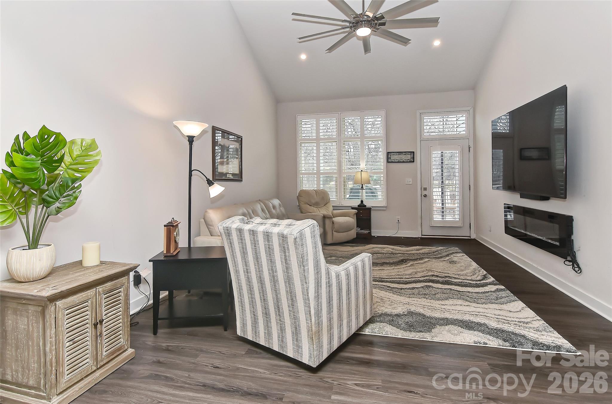 Waterfront at Langtree - Residential